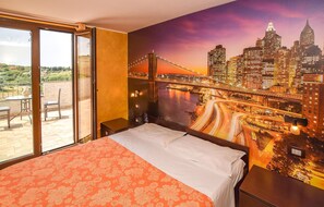 6 bedrooms, free WiFi