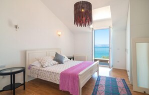 3 habitaciones, wifi gratis y ropa de cama 