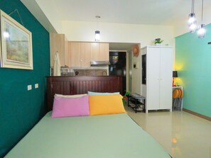 Desk, iron/ironing board, free WiFi, bed sheets