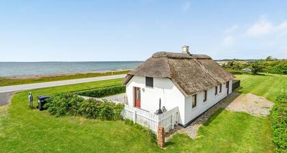 Gorgeous home in Thyholm with kitchen