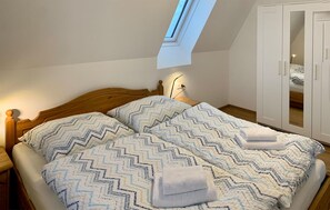 2 bedrooms, free WiFi, bed sheets