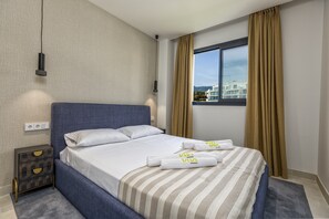 3 bedrooms, in-room safe, free WiFi, bed sheets - Panorama | pool - terrace - sea views (Fuengirola)