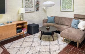 TV - Lovely apartment in Allinge with WiFi (Allinge)