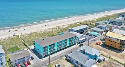 Oceanfront! 2 King Beds! Beach Gear! Walk to Boardwalk!