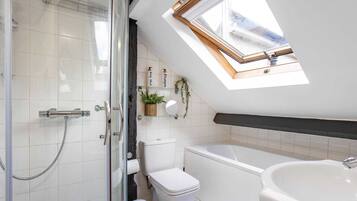 Cottage | Bathroom | Separate tub and shower, deep soaking tub, hair dryer, towels