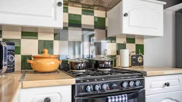 Cottage | Bếp riêng | Tủ lạnh, lò vi sóng, lò nướng, bếp nấu