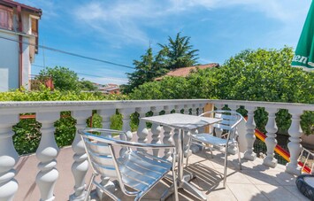 balcony-terrace