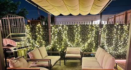 Comfy Luxe King Studio | FREE Parking & WIFI