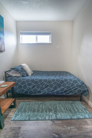4 bedrooms, desk, iron/ironing board, free WiFi