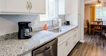 Comfortable and elegant 3BDR duplex, unit # 4