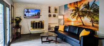 Comfortable and elegant 3BDR duplex, unit # 4