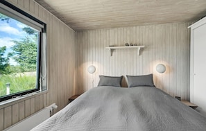 2 bedrooms, free WiFi