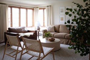 Smart TV - Cozy home walkable to downtown Two Harbors (Two Harbors)