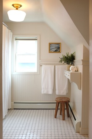 Interior - Cozy home walkable to downtown Two Harbors (Two Harbors)