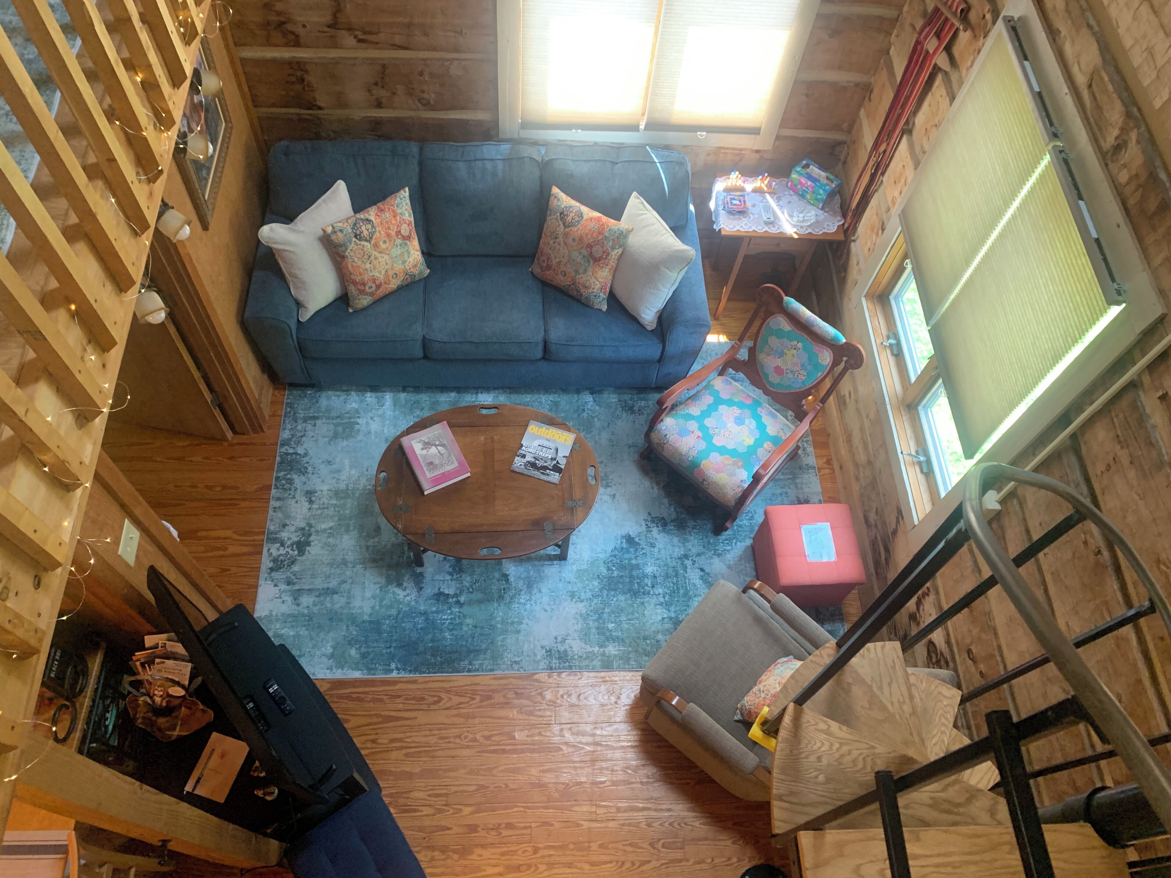 Smart TV, DVD player, books, music library