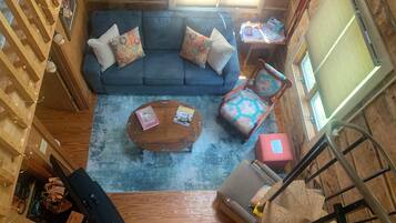 Smart TV, DVD player, books, music library