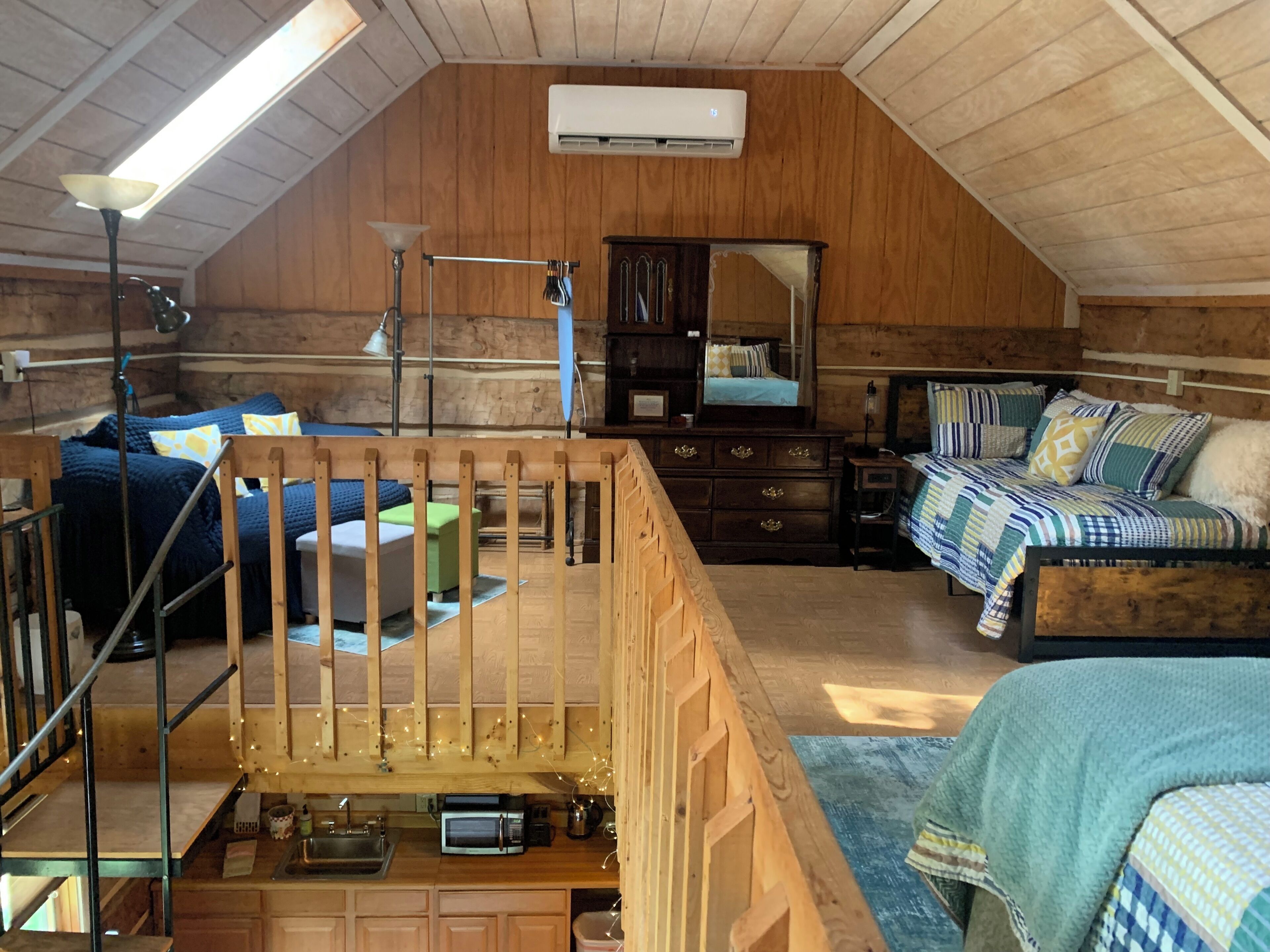 1 bedroom, iron/ironing board, WiFi (free), bed sheets