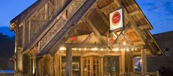 Heated Pool, Hot Tub, King Bed Master