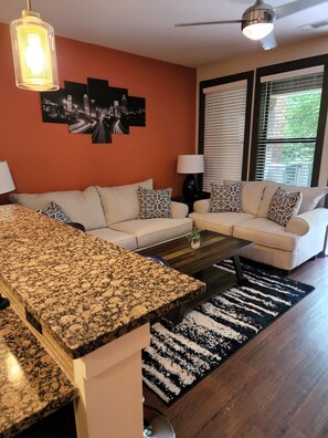 Smart TV, books - Hip East Atlanta Apartments (Atlanta)