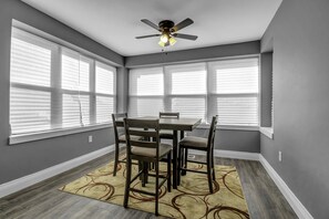 Dining - Brand New Westside Lower Unit Buffalo NY (Buffalo)