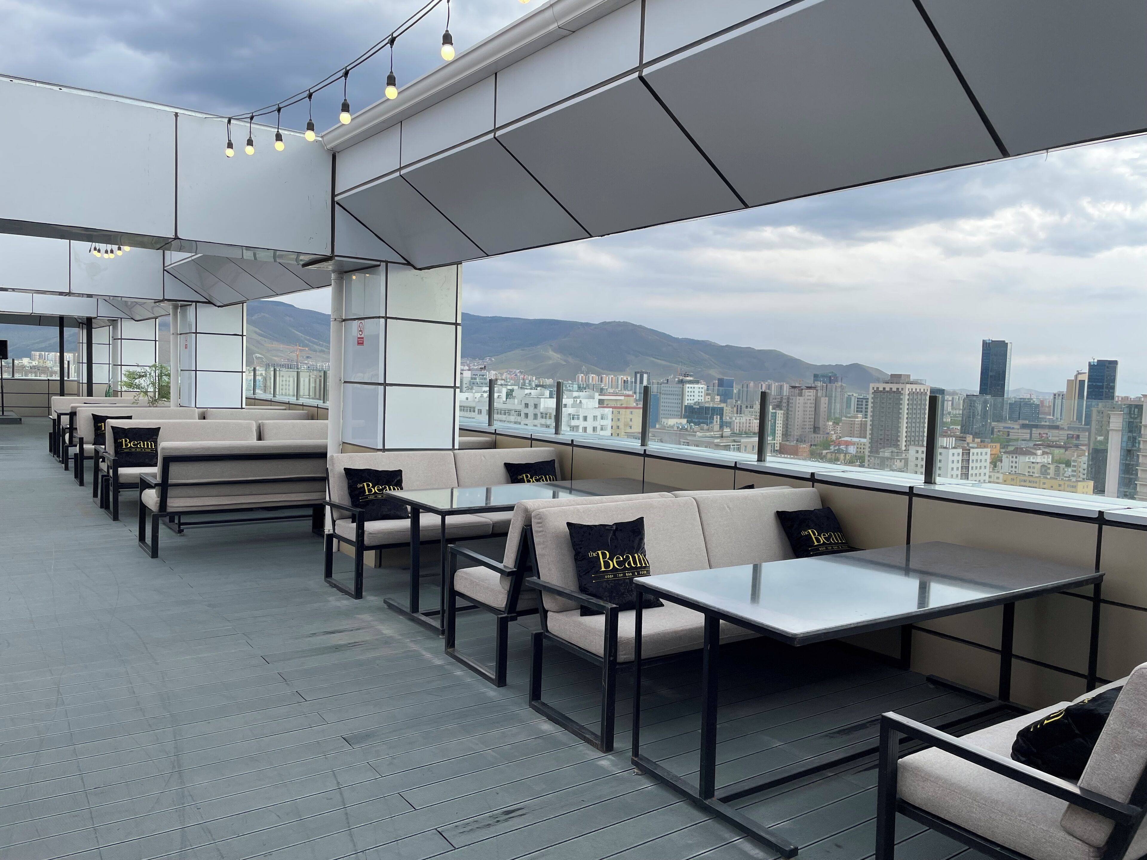 3 restaurantes; se sirve desayuno, almuerzo y cena