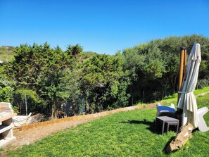 Property grounds - 1 Bed House Sleeps 2 - Pets, Garden, Parking, Wifi (STINTINO)