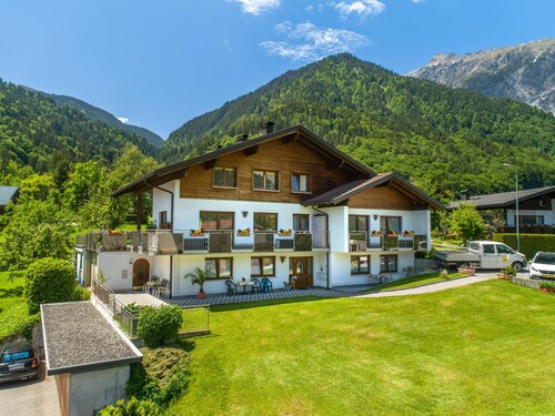 Sonnige Wohnung mit Skiaufbewahrung