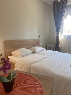 1 habitación y caja de seguridad en la habitación