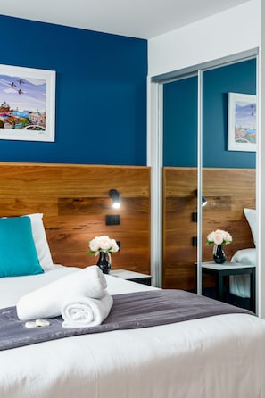 Trang trí khác biệt, trang bị nội thất với thiết kế riêng biệt