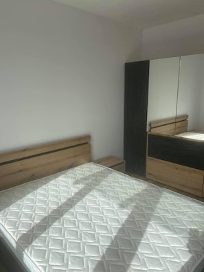 1 chambre, fer et planche Ă repasser, Wi-Fi gratuit