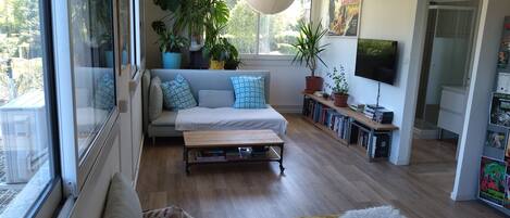 1 habitación y ropa de cama