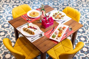 Dining - Ginger Mumbai Goregaon (Mumbai)