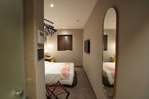 Luxe Double Room | 객실 내 금고, 다리미/다리미판, 무료 WiFi, 침대 시트