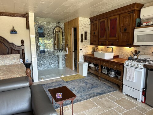 Wilderness Country Inn: Italy