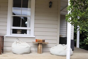 Interior detail - Tui Ridge Homestay (Waiterimu)