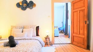 1 soverom, strykejern/-brett, reiseseng for barn og wi-fi