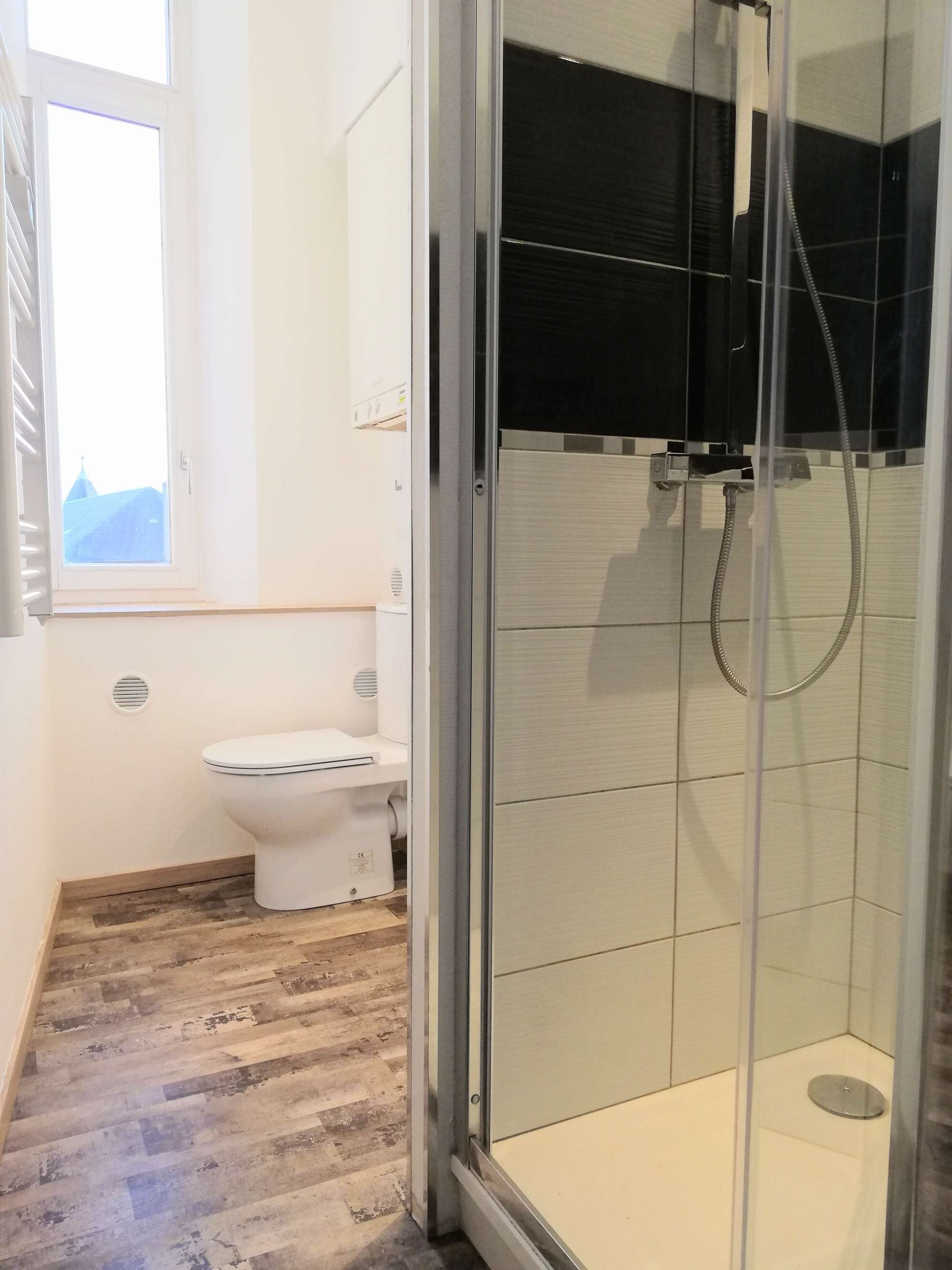 Een douche, een haardroger