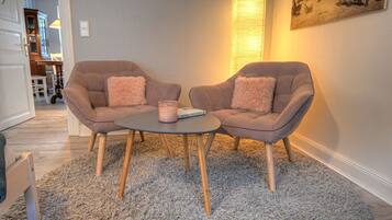 Fernseher, Stereoanlage