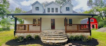 BRAND NEW LISTING - Northside Cottage