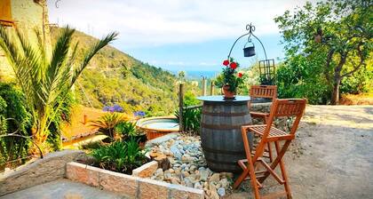 Landhaus mit Pool und Meerblick