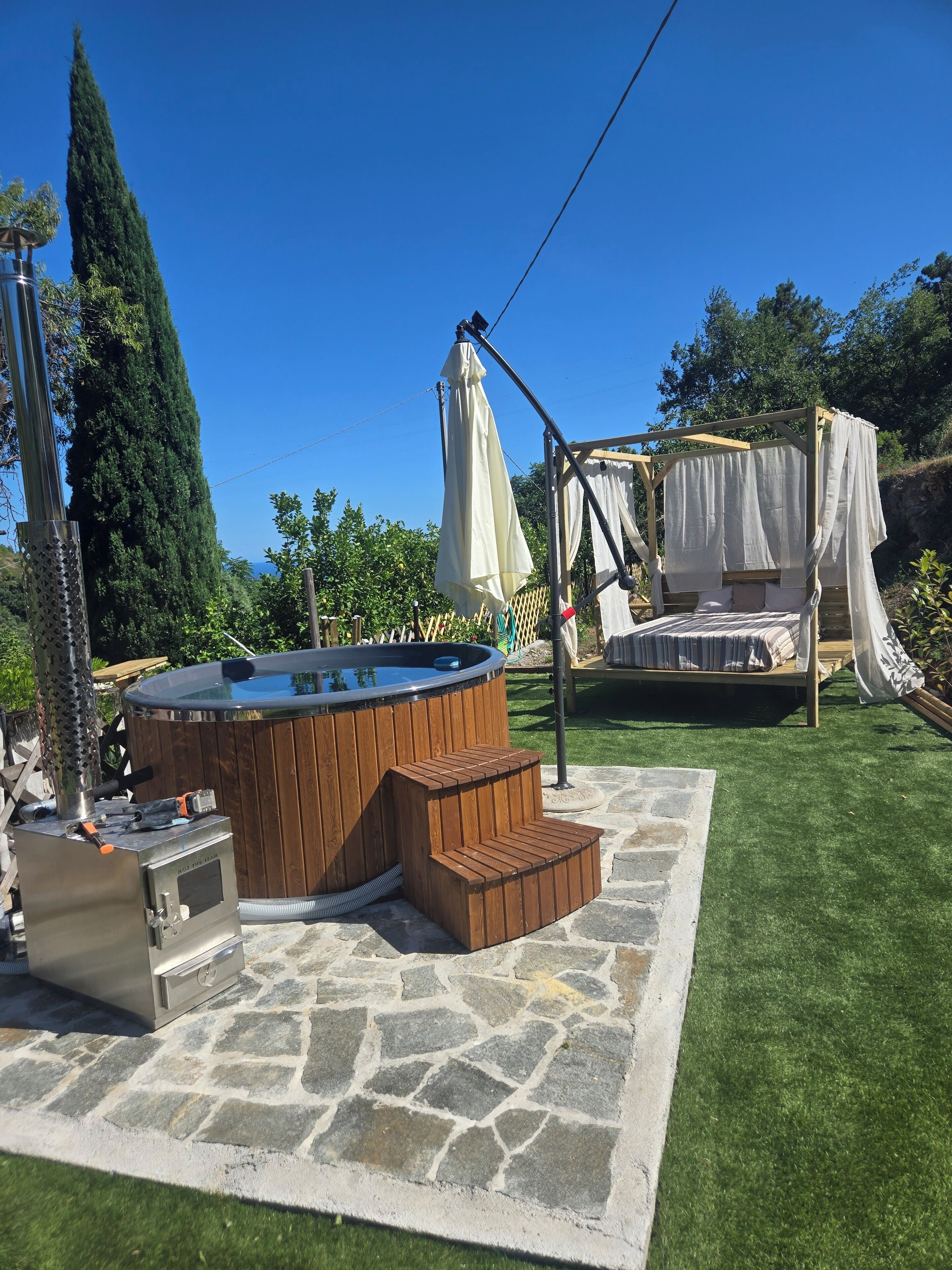 Bain à remous extérieur