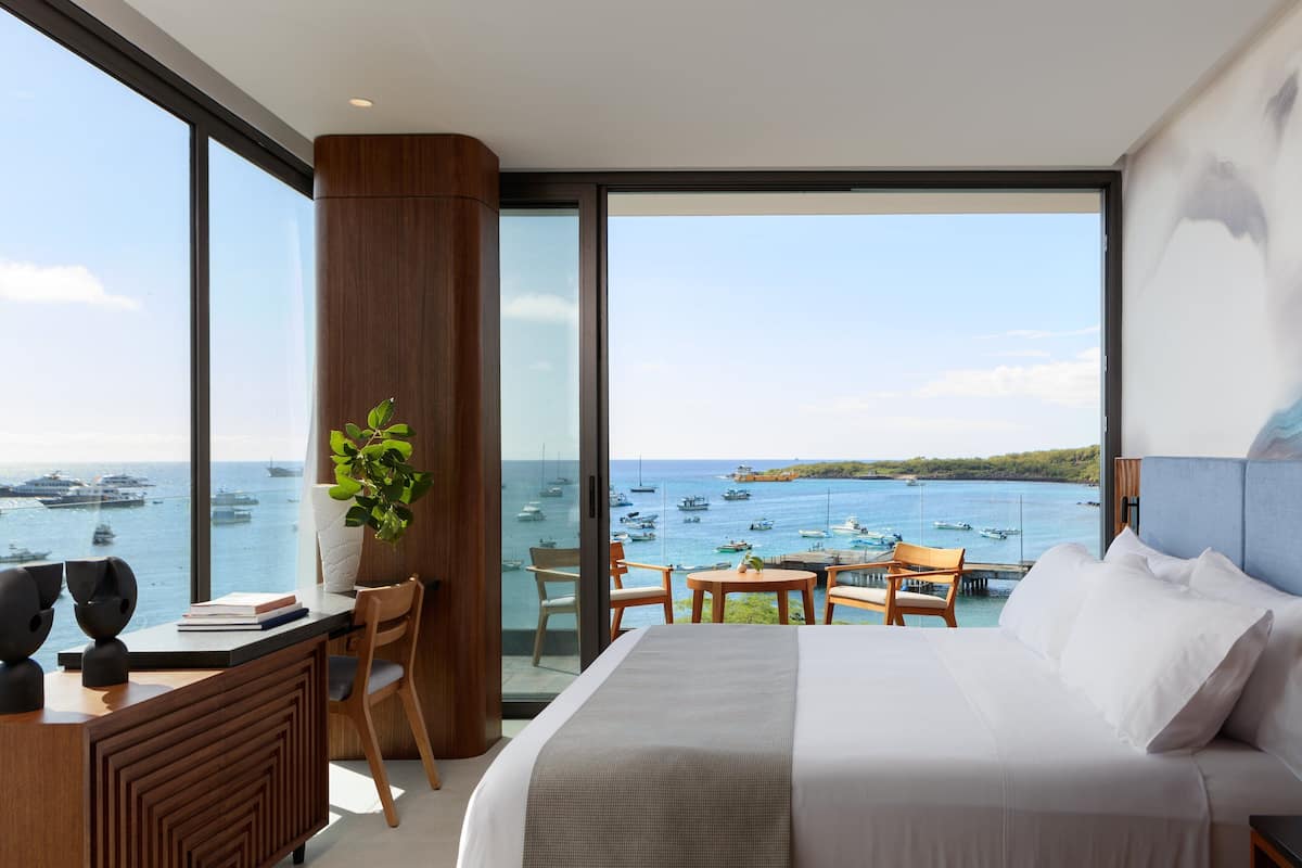 Suite, 1 trĂšs grand lit, au bord de lâocĂ©an (Kicker Rock) | Draps en coton Ă©gyptien, literie de qualitĂ©, minibar, bureau