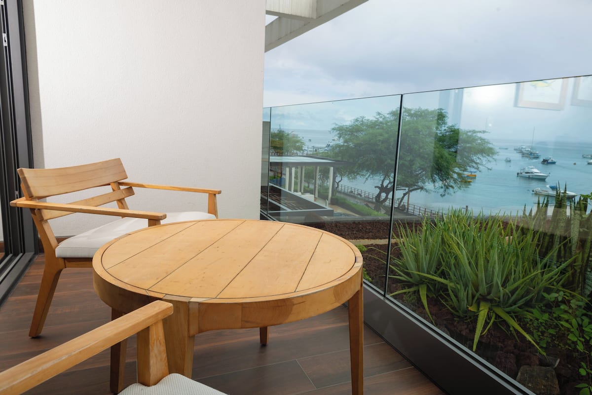 Draps en coton égyptien, literie de qualité, minibar, bureau