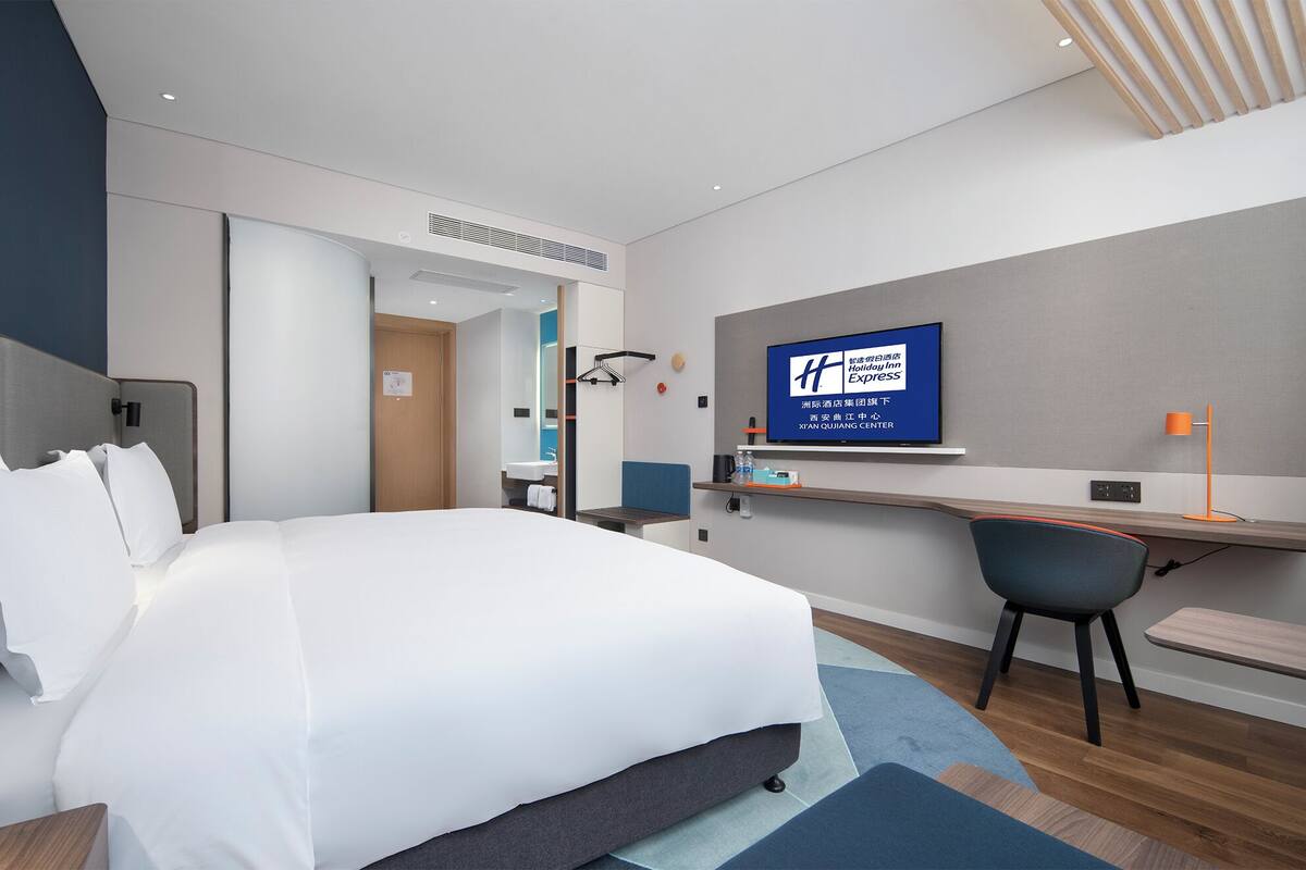 Standard Room, 1 Katil Raja (King) (Super King, Extra Floor Space) | Kalis bunyi, Wi-fi percuma, cadar katil