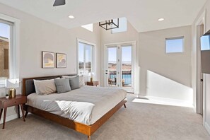 Townhome, 5 Bedrooms | 5 bedrooms, individually decorated, individually furnished