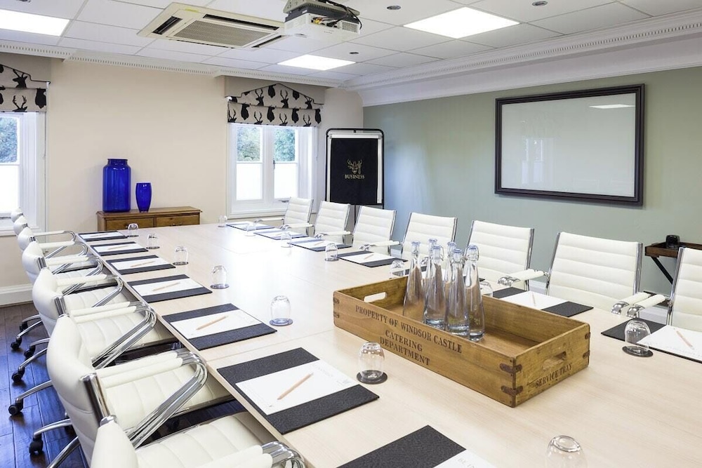 Oakley Court by null