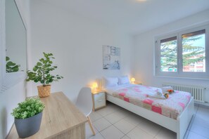 شقة عائلية - غرفتا نوم - ميكروويف (Central Amor Apartment with Terrace) | إطلالة الغرفة