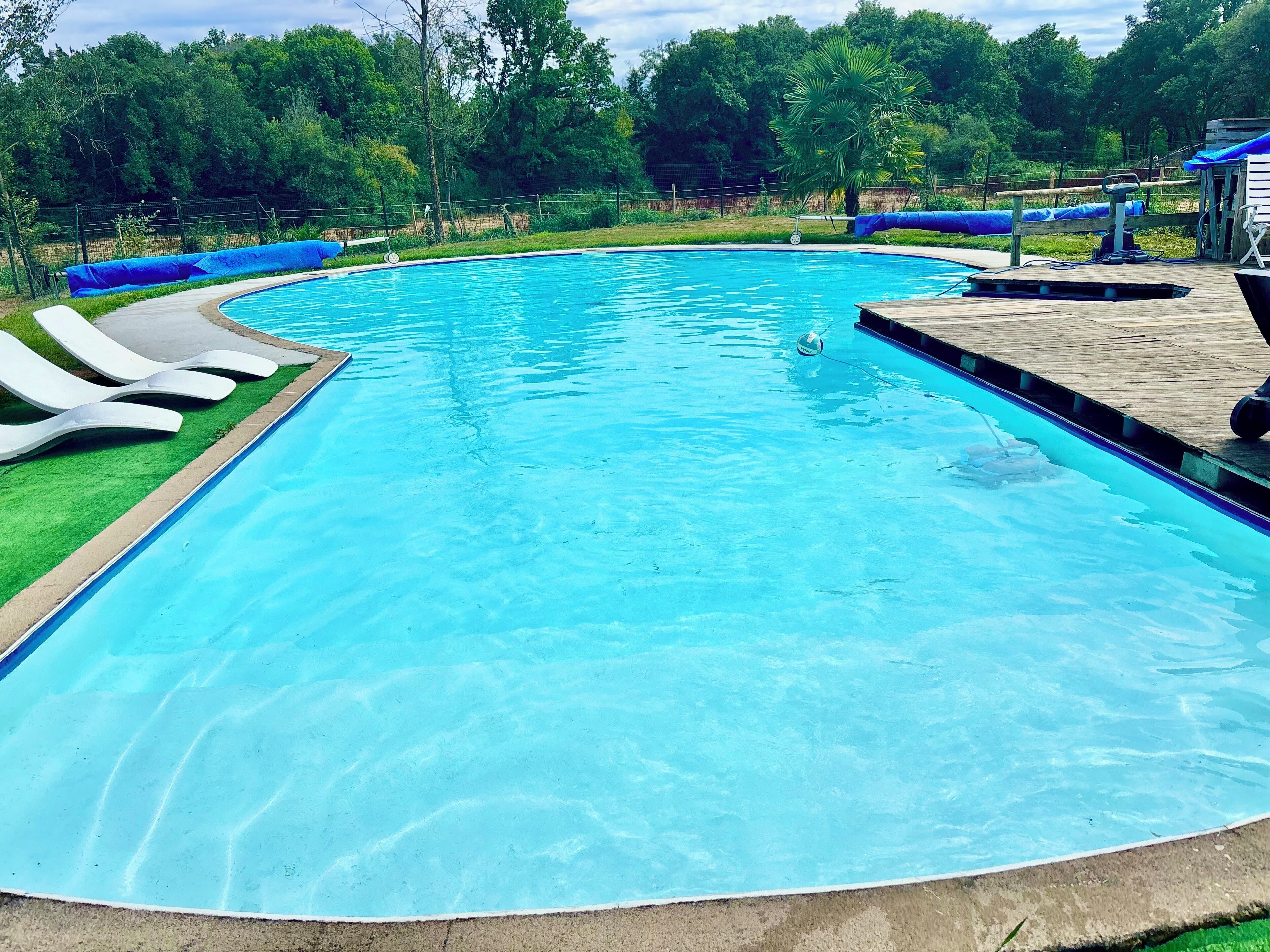 Piscina all'aperto, una piscina riscaldata