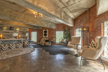 内装. Modern Queen Suite Near SIU Carbondale