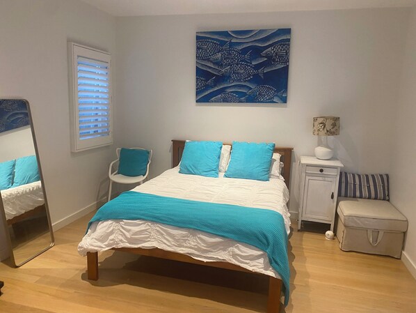 2 bedrooms, desk, iron/ironing board, free WiFi